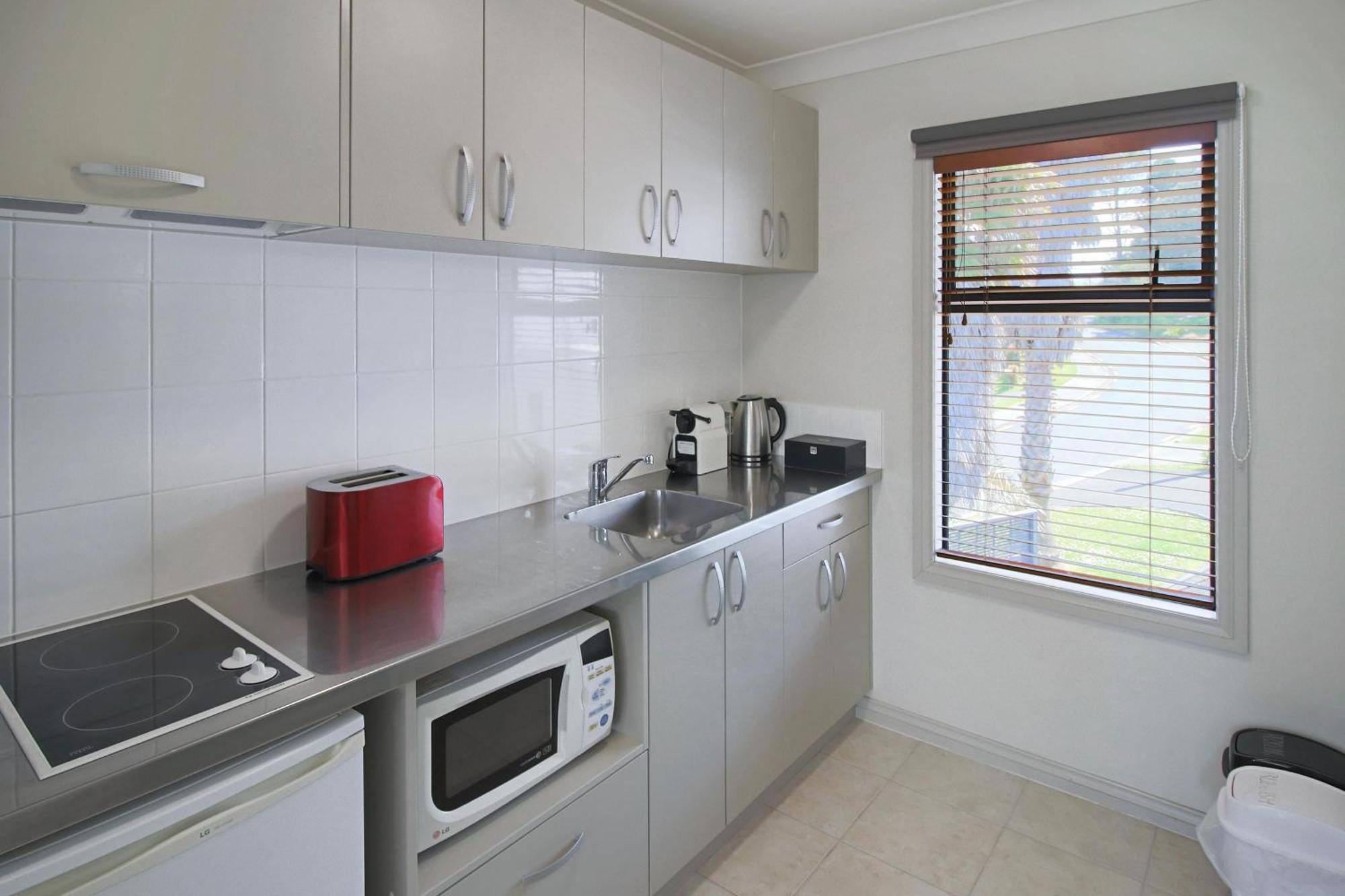 Whangaparaoa Lodge מראה חיצוני תמונה