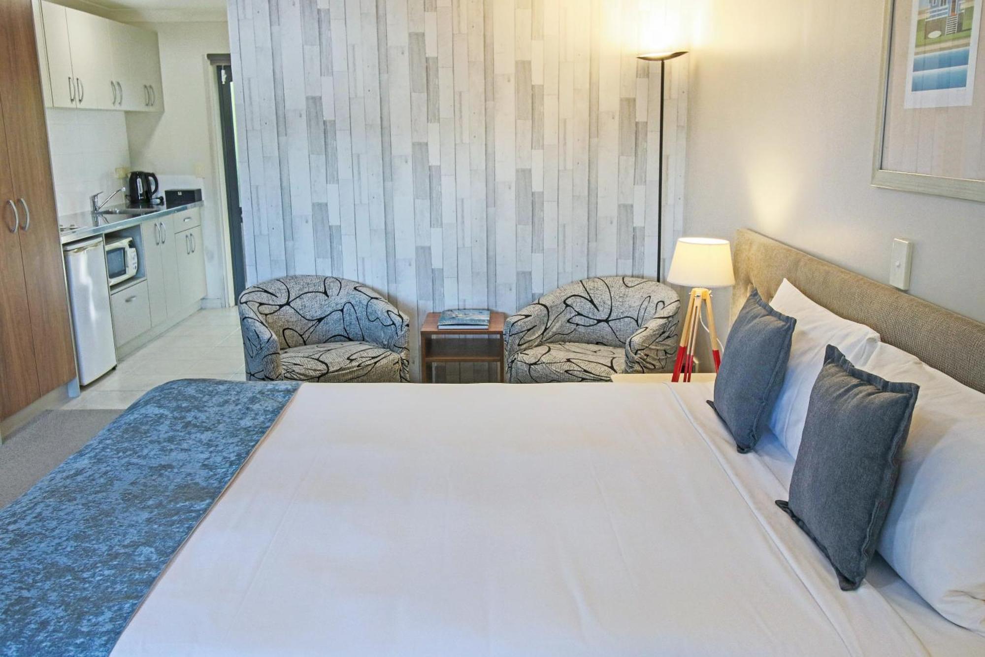 Whangaparaoa Lodge מראה חיצוני תמונה