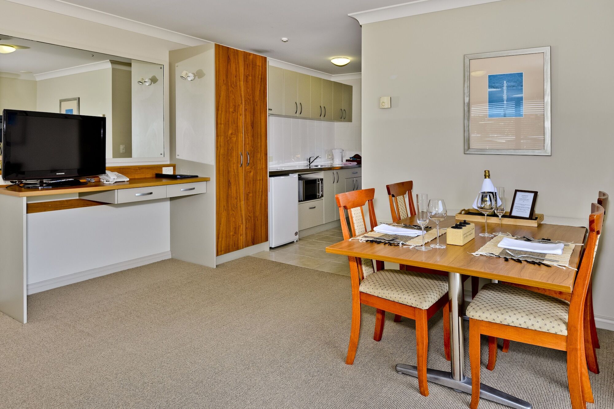 Whangaparaoa Lodge מראה חיצוני תמונה