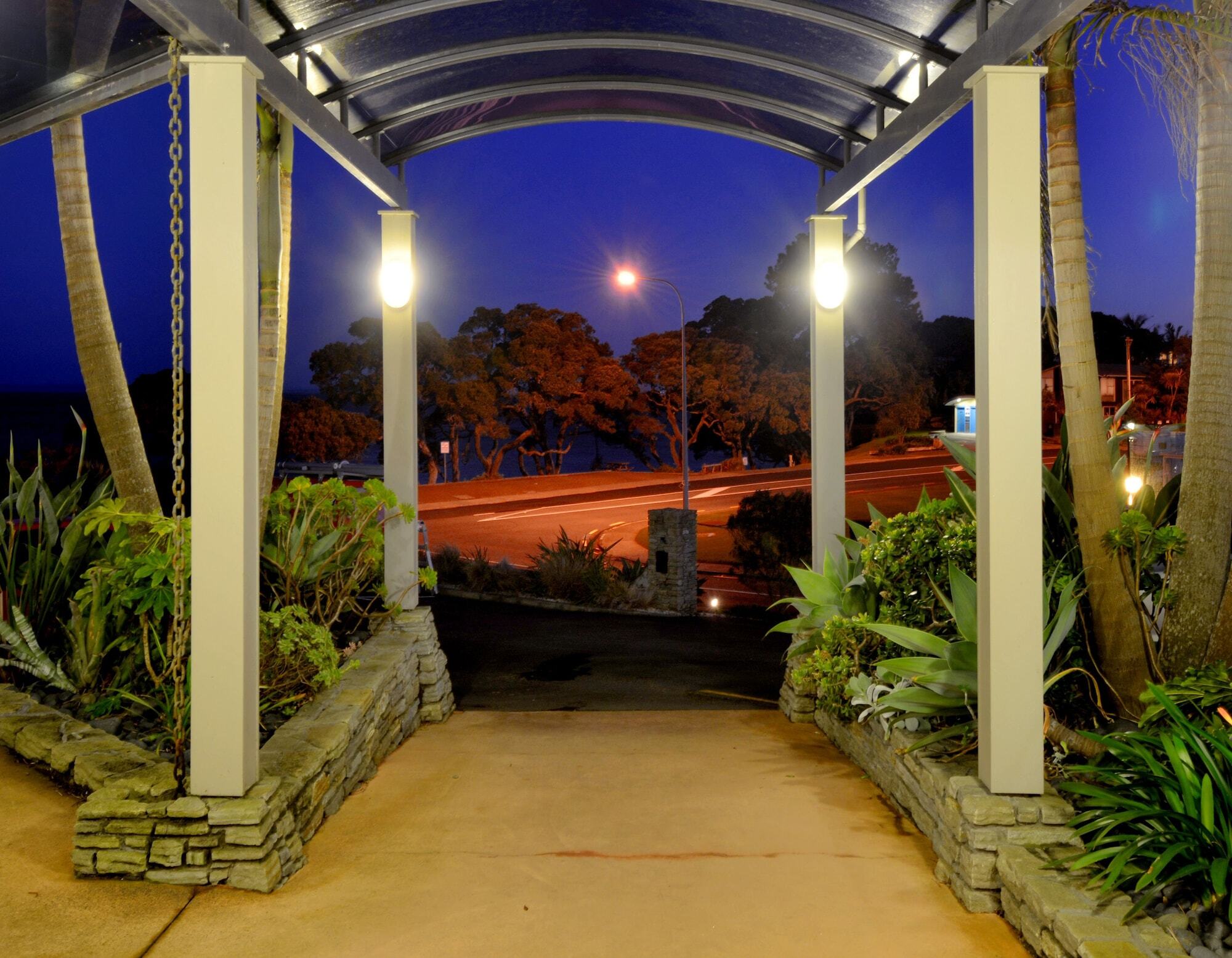 Whangaparaoa Lodge מראה חיצוני תמונה